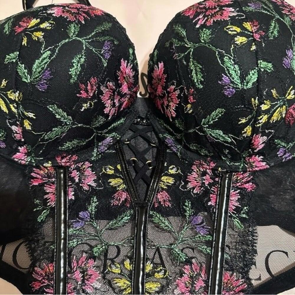 Victoria secret embroidered corset - Picture 7 of 8